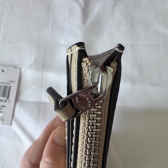 Coach Mini Skinny ID Card Case Wallet Keychain in Lemon Print - Picture 5 of 7